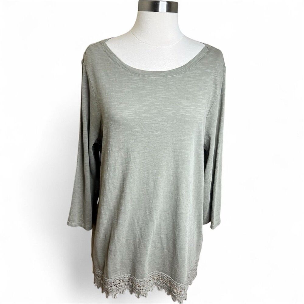 3/$30 Chicos Top Womens 2 Large Green 100% Cotton 3/4 Sleeve Boat Neck Lace Trim